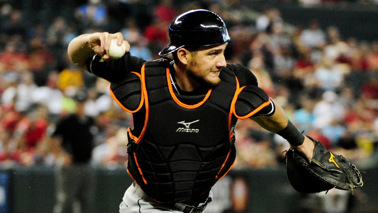 Jeff Mathis embraces role as Miami Marlins backup catcher, team leader
